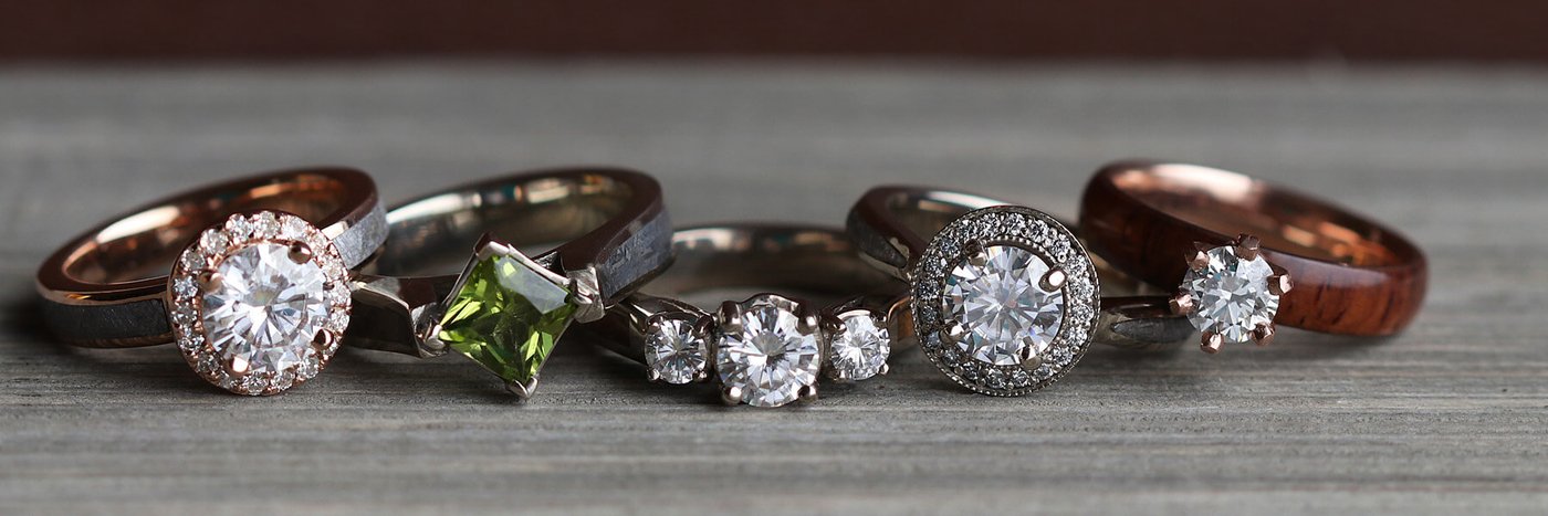 ENGAGEMENT RING METALS: WHICH IS RIGHT FOR YOU?